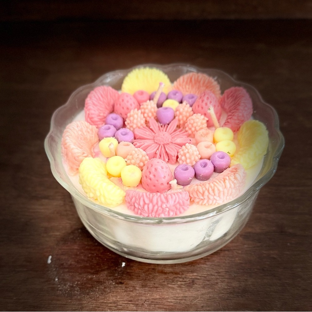 Hand Made Luxury Soy Candle - - Picture 10 of 15